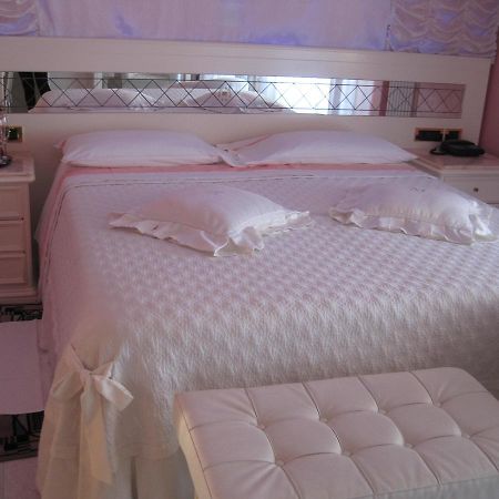 Hotel Matilde Marina di Massa Dış mekan fotoğraf