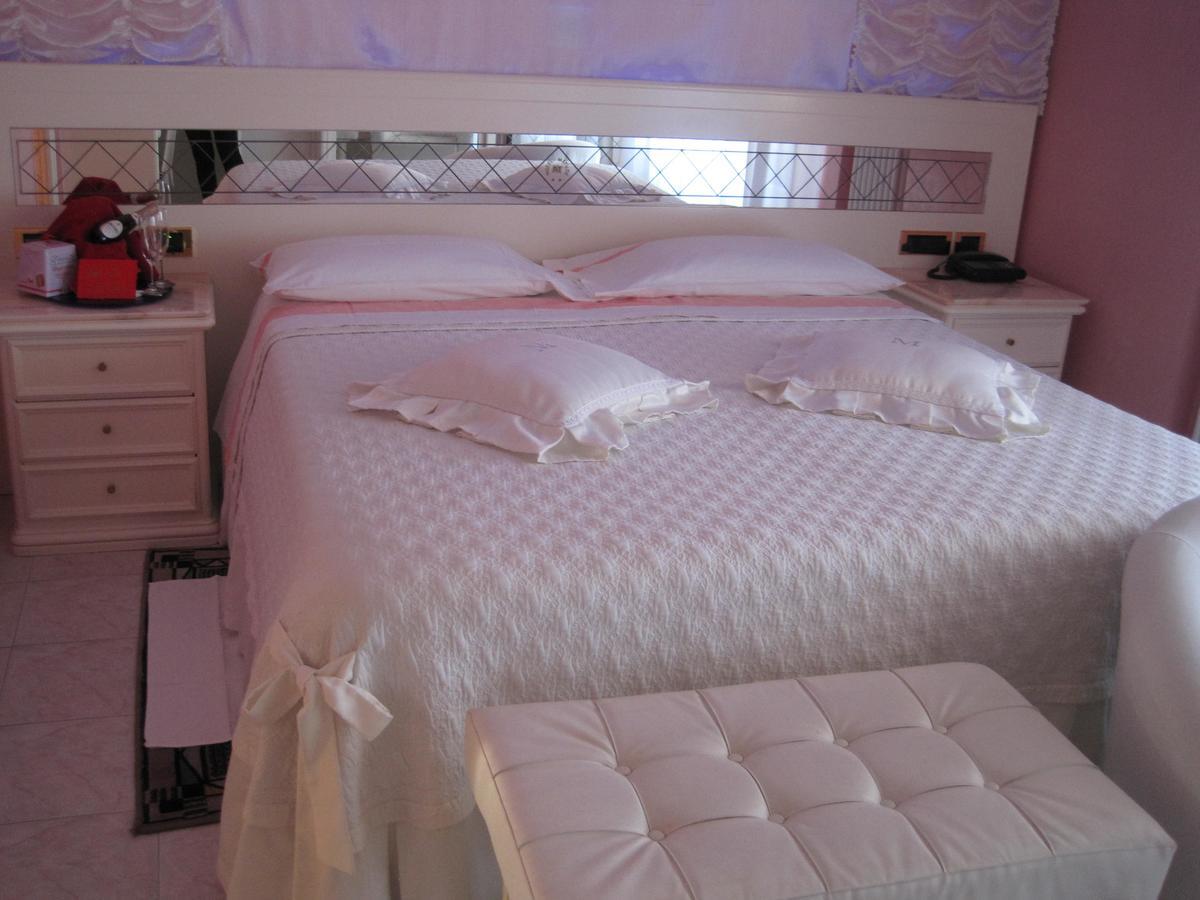 Hotel Matilde Marina di Massa Dış mekan fotoğraf