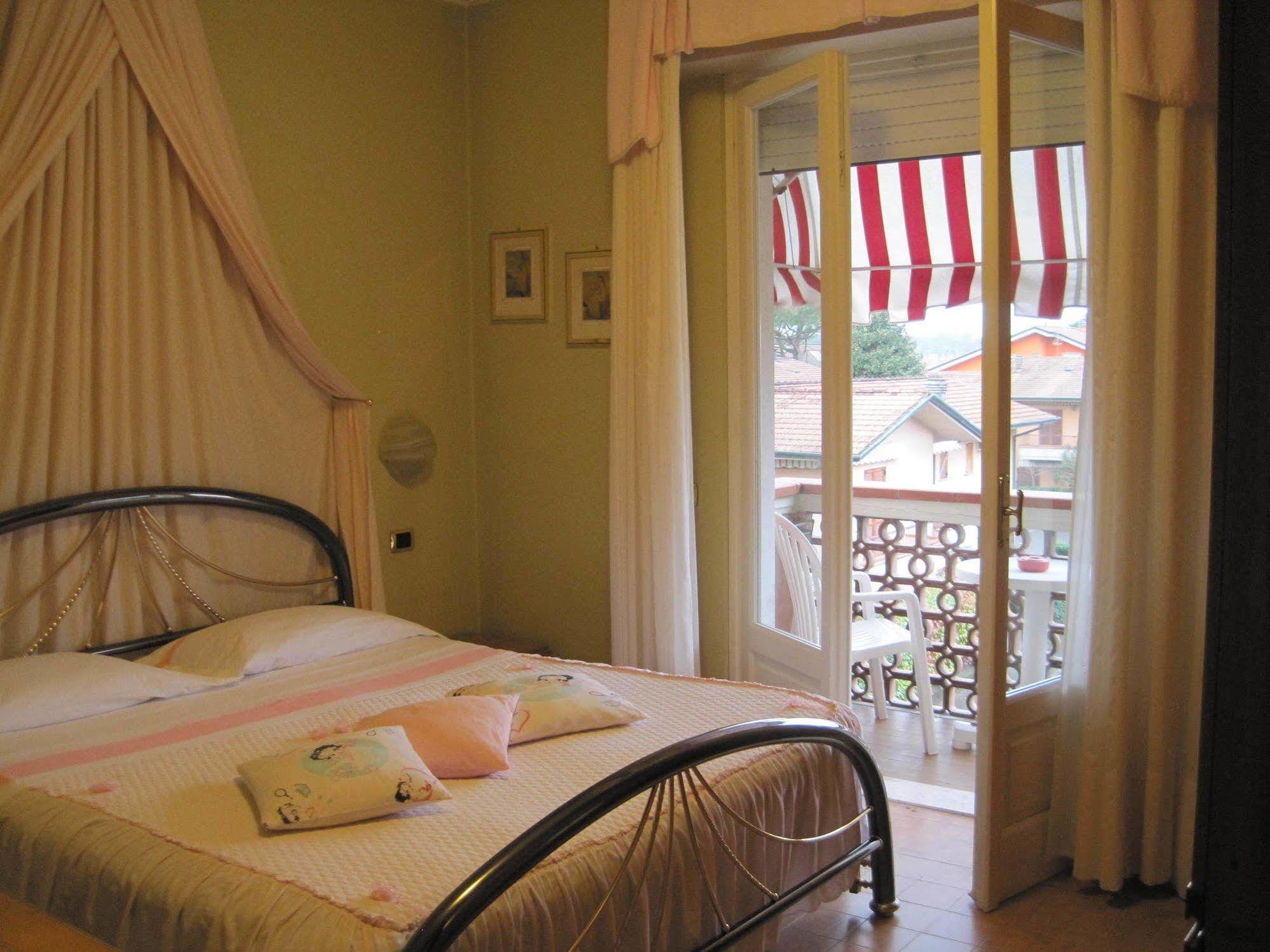 Hotel Matilde Marina di Massa Dış mekan fotoğraf