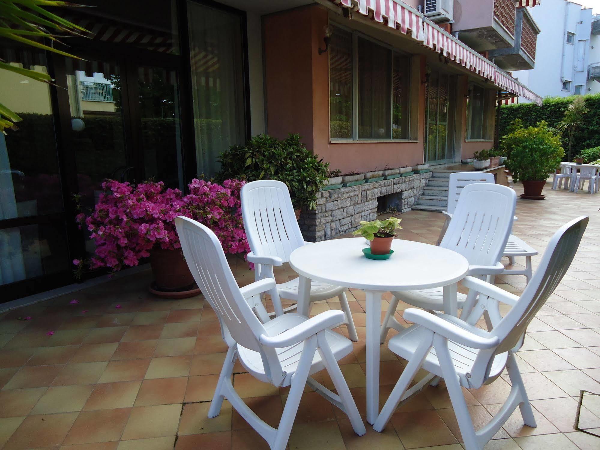 Hotel Matilde Marina di Massa Dış mekan fotoğraf