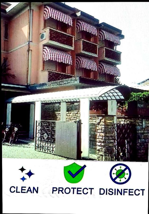 Hotel Matilde Marina di Massa Dış mekan fotoğraf